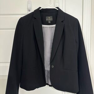 Worthington Women's Classic Black Blazer